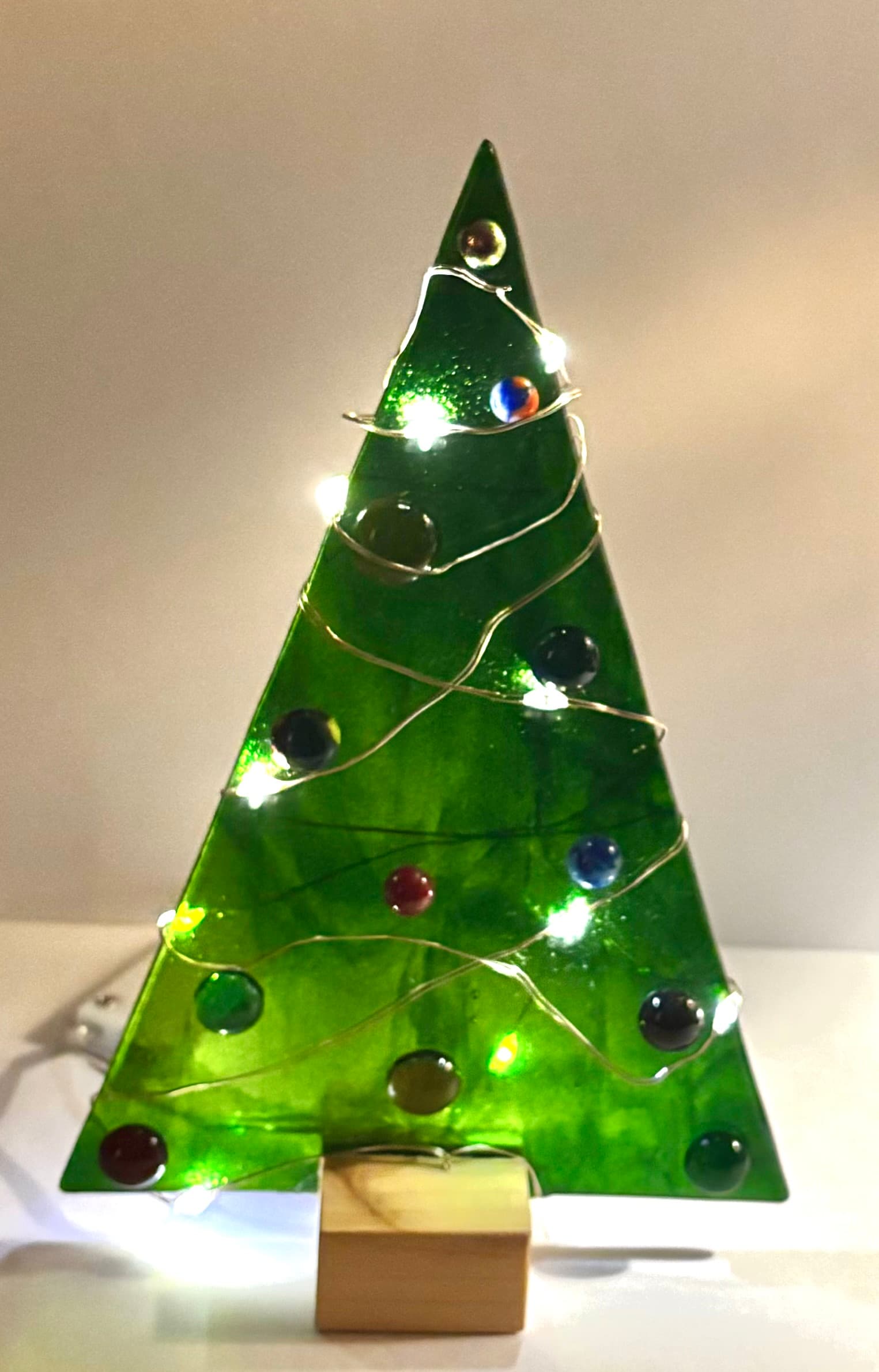 Christmas Tree - Streaky Green LED Decoration